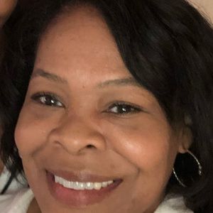 Meet your Posher, Denine